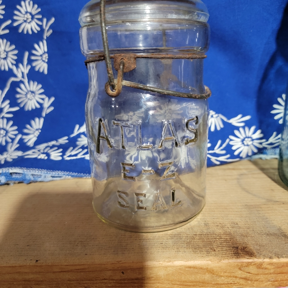 Vintage Atlas E-Z Seal Jar